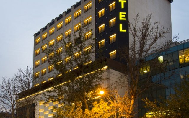 هتل  آتانا تهران